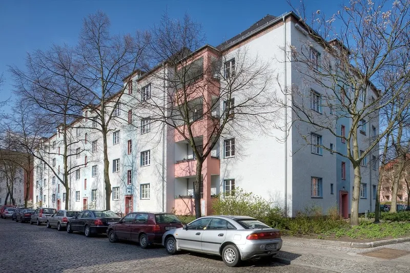 Großzügig wohnen in ruhigem Kiez! — photo 1